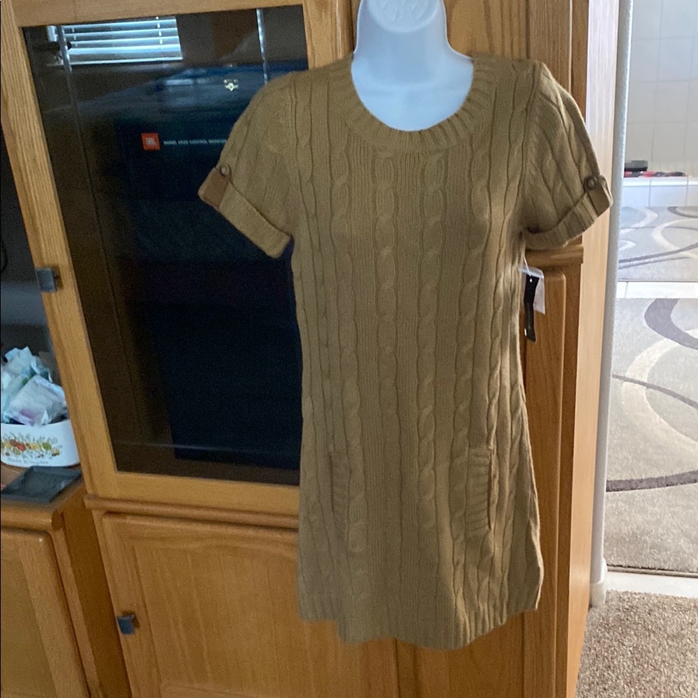 Cable Knit Short Sleeve Sweater Dress